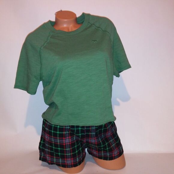 Victoria Secret PINK Pajama Set Short Sleeve & Shorts XS Green Black Red Logo Pl - Picture 3 of 13